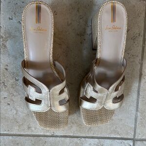 Practically NEW! Sam Edelman Gold Sandals with Geometric Design